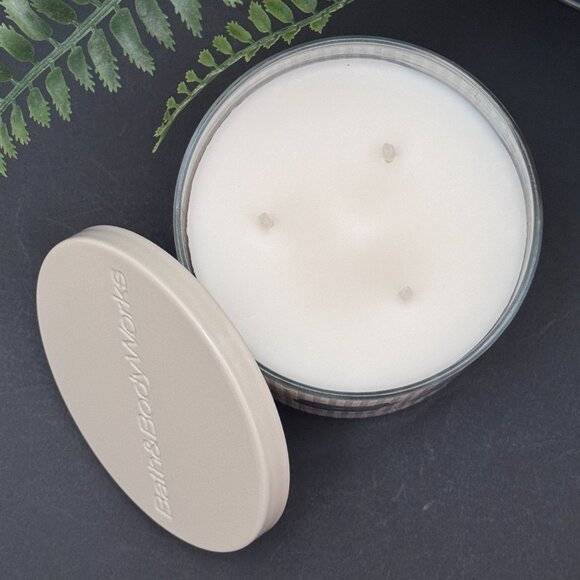 BBW Violets Are Blue Bath & Body Works 3 Wick Candle - Picture 6 of 10